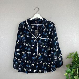 NWT Ella Moss Floral Contrast Piping Pajama Top